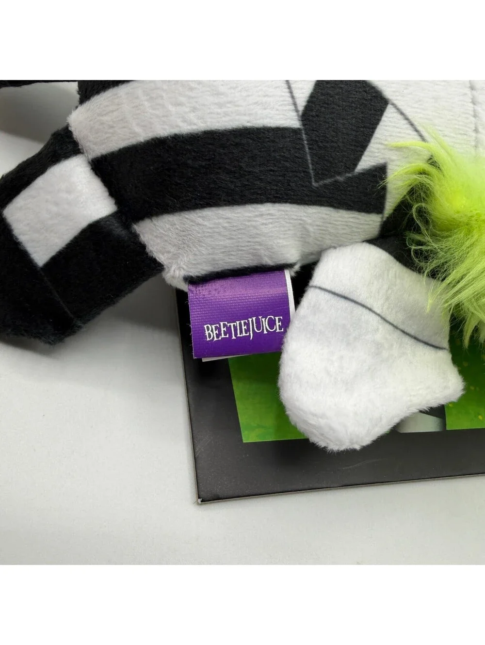 Beetlejuice Plush Squeaker Dog Toy Warner Bros Halloween Horror Chew Toy 9